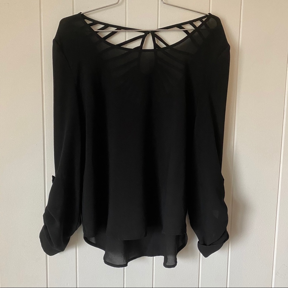 Cute black blouse size M brand: mine